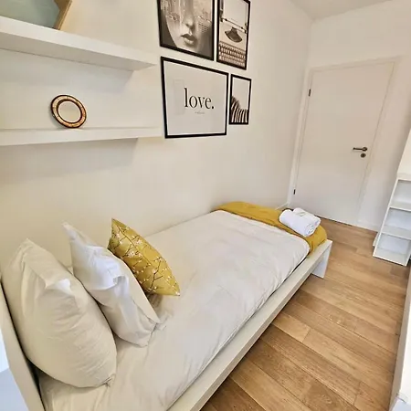 Bright 2 Bedrooms Flat W Parking&balcony-fent1 * Luxemburg