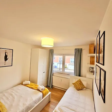 Appartement Bright 2 Bedrooms Flat W Parking&balcony-fent1 Luxemburg