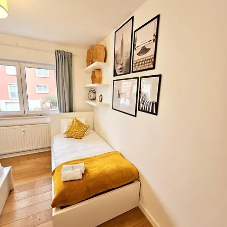 Bright 2 Bedrooms Flat W Parking&balcony-fent1 *